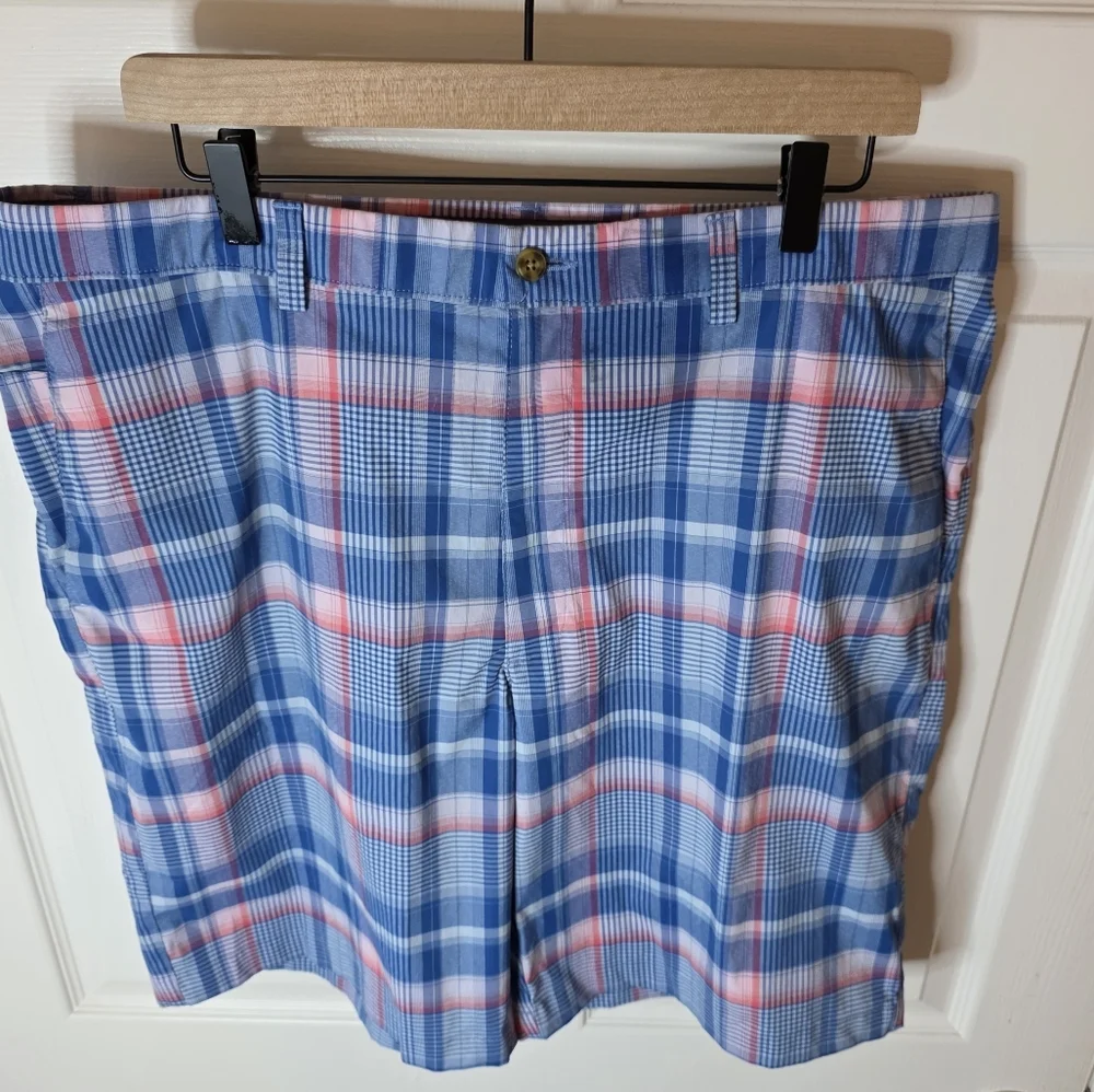 PGA TOUR Mens Golf & Casual Shorts. 38